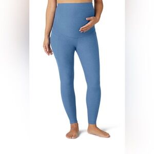 Beyond the Bump by Beyond Yoga Sz small